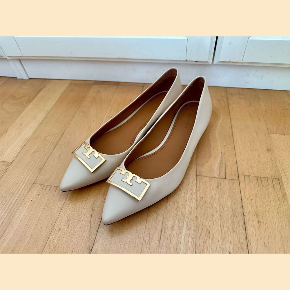 Tory Burch Gigi Flats Beige Leather 10M
